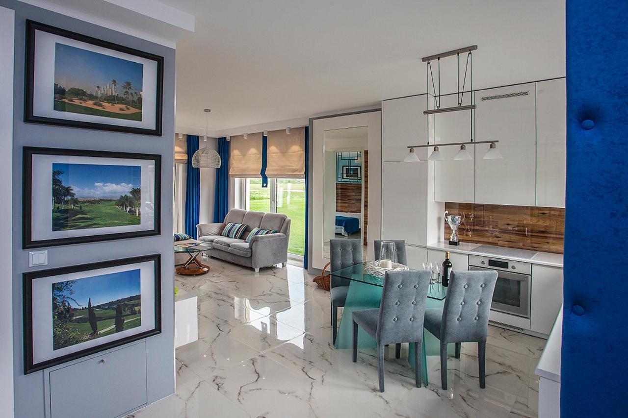 Golf Apartament W Sobieniach Sobienie Jeziory Eksteriør bilde